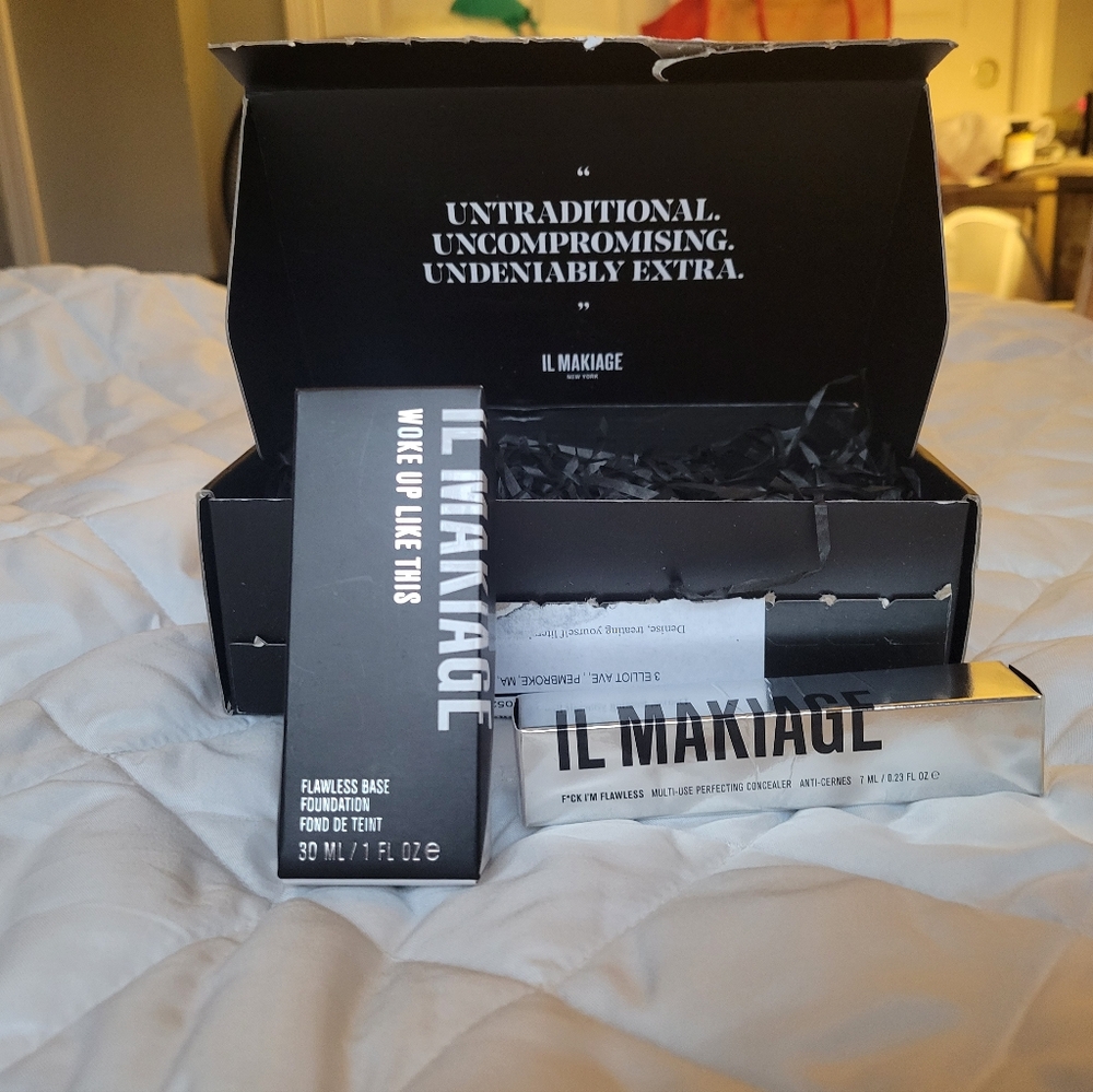 IL MAKIAGE FOUNDATION AND CONCEALER